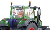 3224 Fendt 728 Vario  Weihnachtstrecker mit Santa Claus